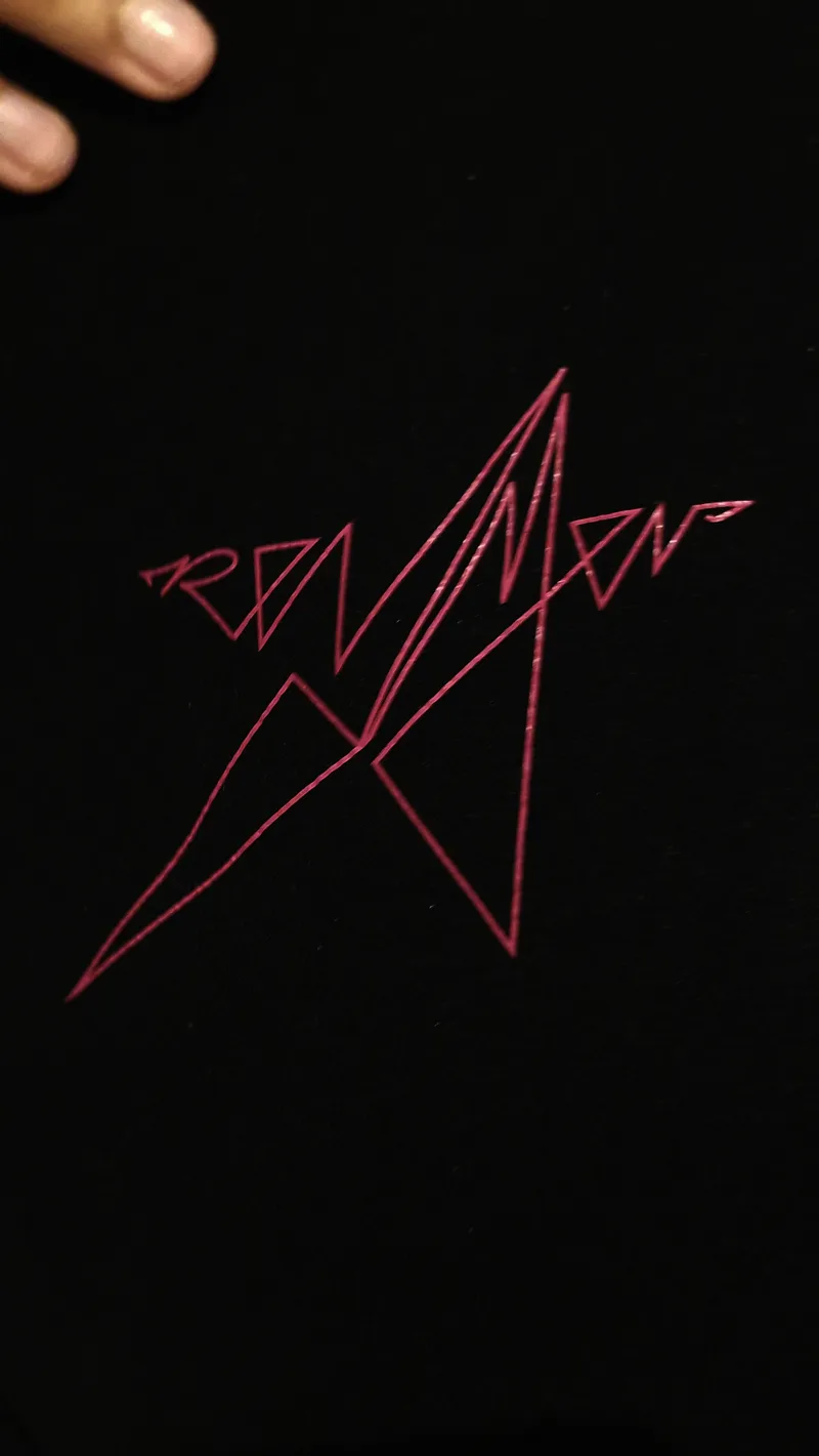 Reyyen — marque fictive — logo 2